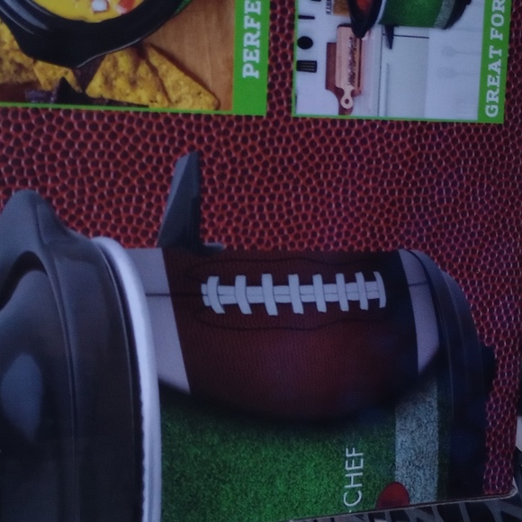 NIB ECO+CHEF FOOTBALL THEMED MINI WARMER - Picture 5 of 9